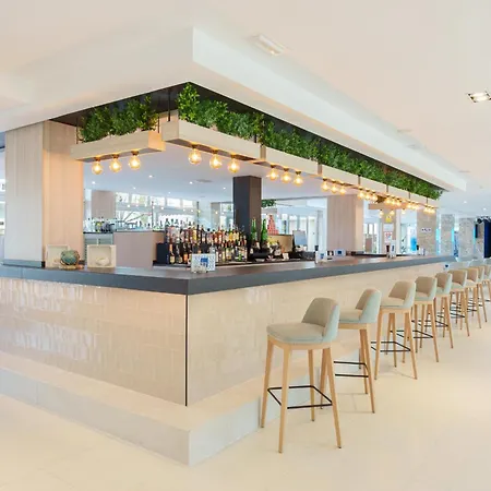 Hotel Ferrer Janeiro & 4*