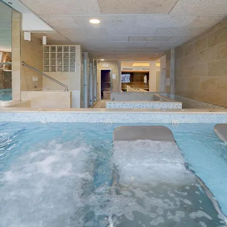 Ferrer Janeiro & Hotell
