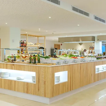 Ferrer Janeiro & Hotell 4*